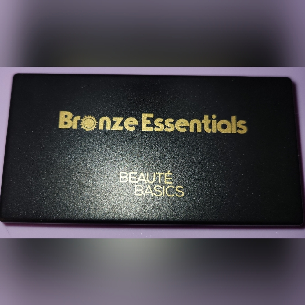 NWOT Beauty Essentials: Beauté Basics